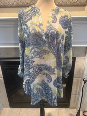 Chico's Women’s Blue Paisley V-Neck Tunic Top Size 2 Sheer Lightweight Fabric